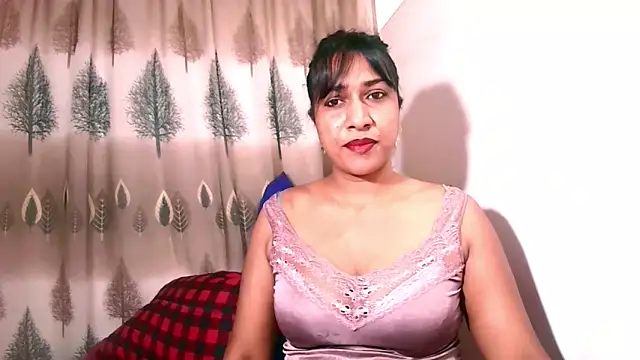 Snapshot of Indian_Erotic69 chatting on October 2025 04:44:02 AM Indian Erotic69 online show from October 2025 04:44:02 AM