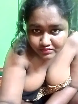 Snapshot of horny_diana chatting on March 2025 09:32:02 PM horny diana online show from March 2025 09:32:02 PM
