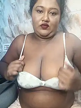Snapshot of horny_diana chatting on September 2025 05:08:01 PM horny diana online show from September 2025 05:08:01 PM