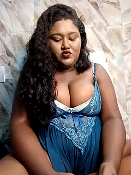 Snapshot of horny_diana chatting on September 2025 06:25:02 PM horny diana online show from September 2025 06:25:02 PM