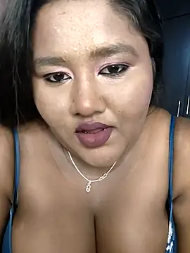 Snapshot of horny_diana chatting on June 2026 05:54:01 PM horny diana online show from June 2026 05:54:01 PM