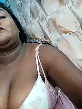 Snapshot of horny_diana chatting on October 2025 06:08:02 PM horny diana online show from October 2025 06:08:02 PM