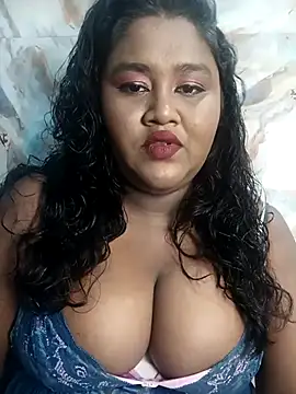 horny diana online show from November 2025 06:30:01 PM