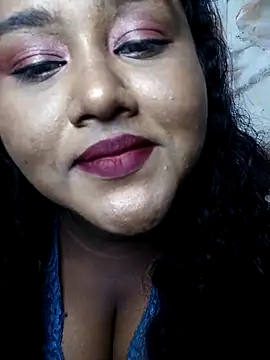 Snapshot of horny_diana chatting on October 2025 05:57:01 PM horny diana online show from October 2025 05:57:01 PM