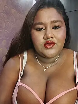 Snapshot of horny_diana chatting on July 2026 05:21:02 PM horny diana online show from July 2026 05:21:02 PM