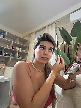 Bella Posh online show from January 2026 07:47:02 AM