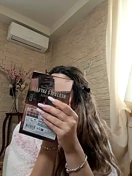 Bella Posh online show from February 2026 07:53:01 AM