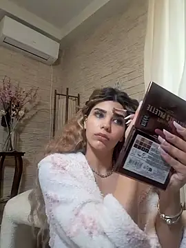 Bella Posh online show from February 2026 07:54:02 AM