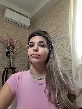 Bella Posh online show from February 2026 08:03:01 AM