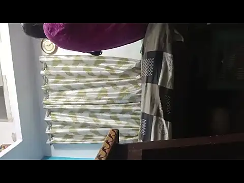 longsexji online show from November 2025 06:01:02 PM