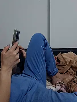 Snapshot of BUSE8821 chatting on October 2025 08:50:02 PM BUSE8821 online show from October 2025 08:50:02 PM