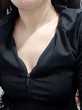 BUSE8821 online show from April 2026 11:27:02 PM