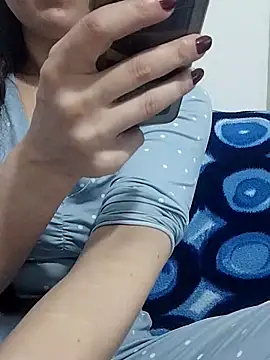 Snapshot of BUSE8821 chatting on December 2025 10:47:01 PM BUSE8821 online show from December 2025 10:47:01 PM