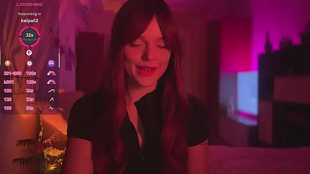 CherryRed Girl online show from April 2026 10:22:02 PM