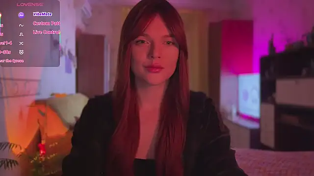 CherryRed Girl online show from April 2026 10:23:01 PM