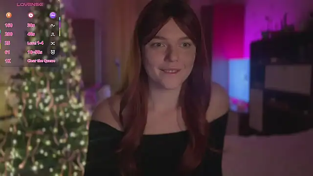 Snapshot of CherryRed_Girl chatting on December 2025 07:09:02 PM CherryRed Girl online show from December 2025 07:09:02 PM