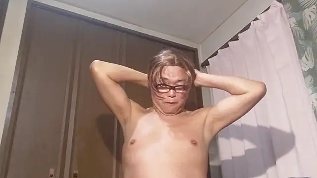 Nobukosan online show from April 2026 01:19:01 PM