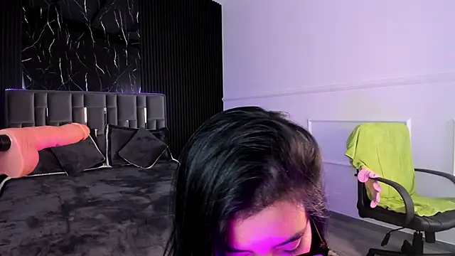Ibbiebennett online show from February 2025 01:57:02 AM