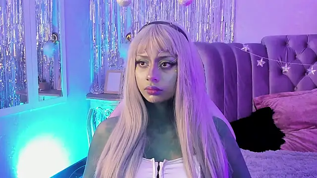 Seren Bleck online show from November 2025 03:24:02 AM