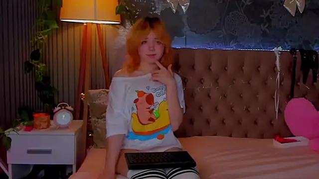 EmilyAngells online show from December 2025 07:57:02 AM