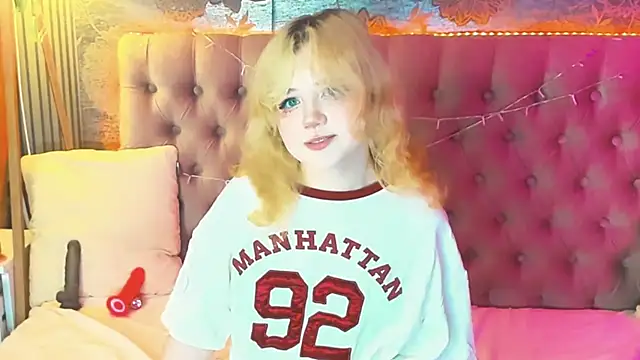 EmilyAngells online show from May 2026 07:17:02 AM