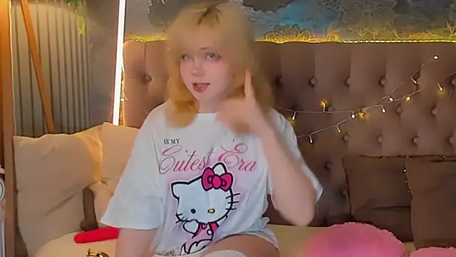 EmilyAngells online show from March 2026 07:00:02 AM