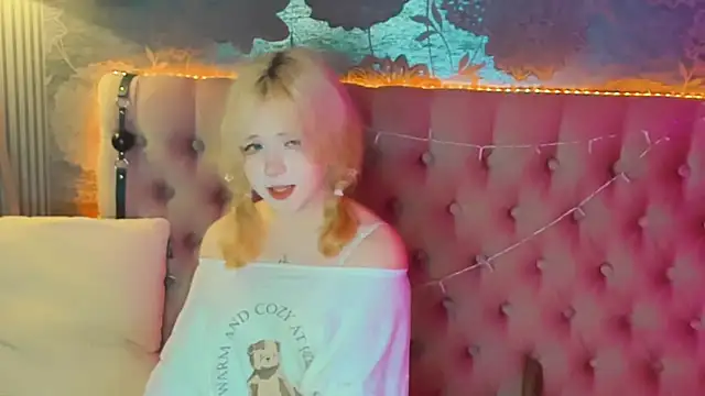 EmilyAngells online show from June 2026 07:26:02 AM