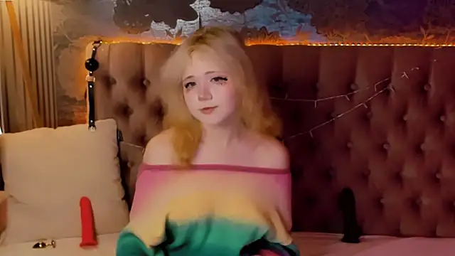 EmilyAngells online show from June 2026 06:02:01 AM