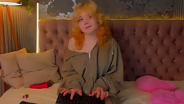 EmilyAngells online show from February 2026 08:58:01 AM