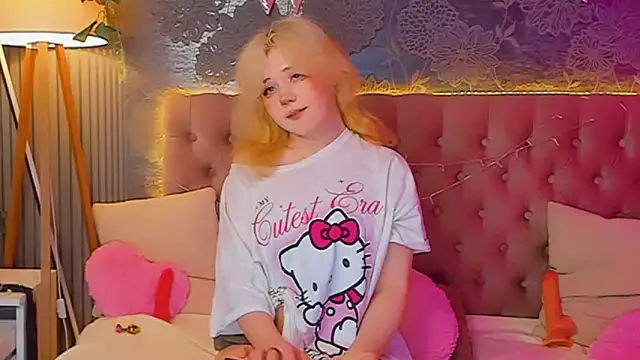 EmilyAngells online show from April 2026 06:20:02 AM