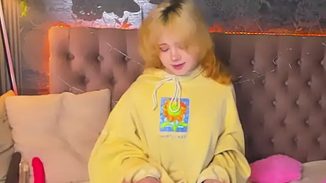 EmilyAngells online show from February 2026 07:16:02 AM