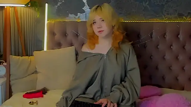 EmilyAngells online show from February 2026 06:46:01 AM