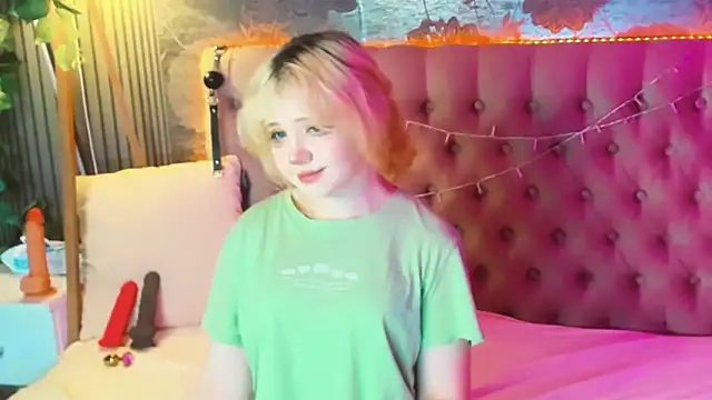 EmilyAngells online show from May 2026 06:32:01 AM