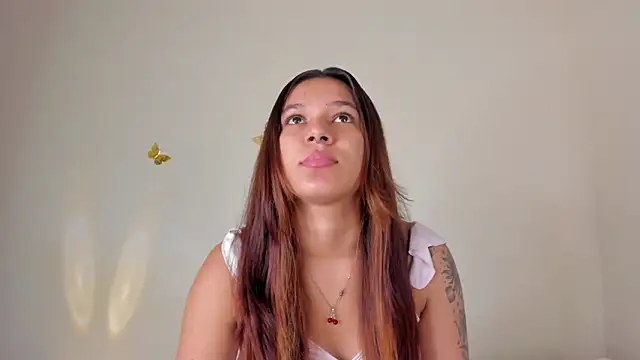 violett 24  online show from October 2025 11:45:02 PM