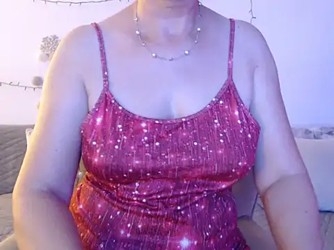 Snapshot of YourfantasyGiuly chatting on June 2026 01:17:02 PM YourfantasyGiuly online show from June 2026 01:17:02 PM