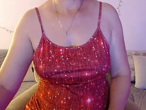 Snapshot of YourfantasyGiuly chatting on June 2026 06:51:02 AM YourfantasyGiuly online show from June 2026 06:51:02 AM