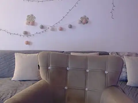 Snapshot of YourfantasyGiuly chatting on June 2026 07:40:01 AM YourfantasyGiuly online show from June 2026 07:40:01 AM