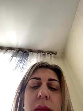 Snapshot of Lusi_Luxary chatting on November 2025 04:16:02 AM Lusi Luxary online show from November 2025 04:16:02 AM