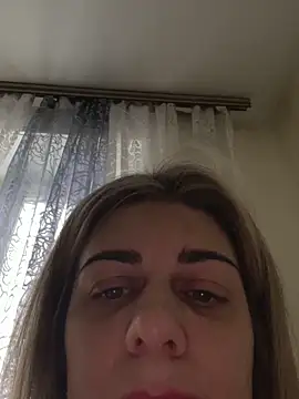 Snapshot of Lusi_Luxary chatting on November 2025 03:33:02 AM Lusi Luxary online show from November 2025 03:33:02 AM