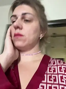 Lusi Luxary online show from October 2025 05:40:01 AM