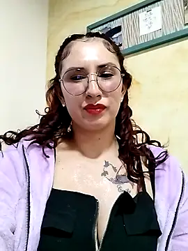 Megan-01- online show from February 2025 05:21:01 PM