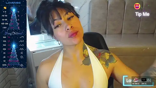 Snapshot of Isabella_Collen_v chatting on December 2025 08:03:01 PM Isabella Collen v online show from December 2025 08:03:01 PM