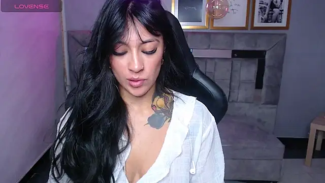 Snapshot of Isabella_Collen_v chatting on September 2025 01:11:02 PM Isabella Collen v online show from September 2025 01:11:02 PM