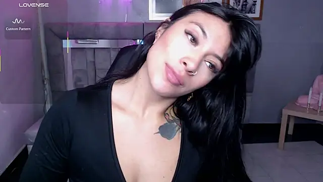 Isabella Collen v online show from October 2025 01:12:02 PM