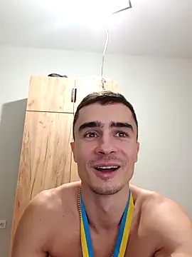 Snapshot of GoodGG chatting on November 2025 04:12:02 PM GoodGG online show from November 2025 04:12:02 PM