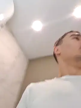 Snapshot of GoodGG chatting on November 2025 01:06:02 PM GoodGG online show from November 2025 01:06:02 PM