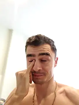 Snapshot of GoodGG chatting on November 2025 11:43:01 AM GoodGG online show from November 2025 11:43:01 AM