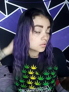 ChloeAllennn online show from September 2025 02:23:02 PM
