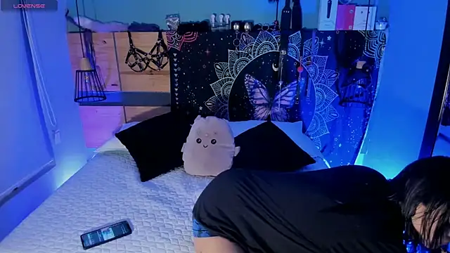 ChloeAllennn online show from April 2026 03:16:01 PM