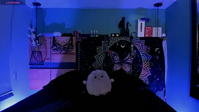 ChloeAllennn online show from June 2026 12:26:02 PM